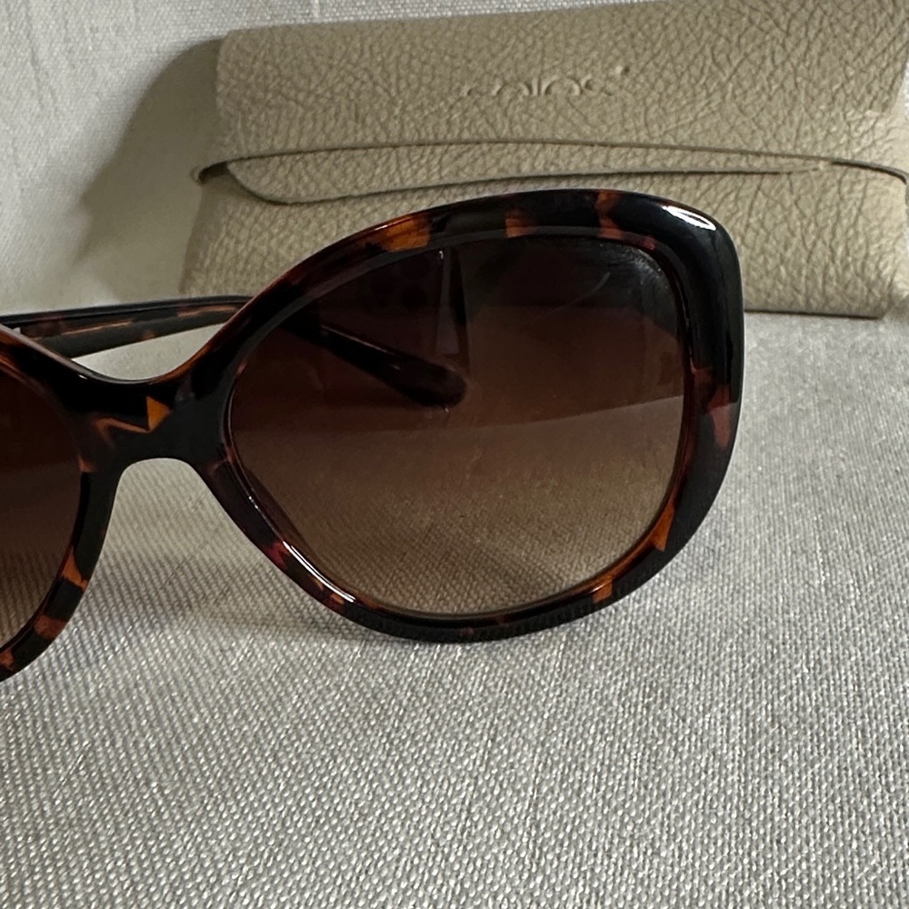 Vince Camuto Brown Tortoise Sunglasses - Picture 3 of 7